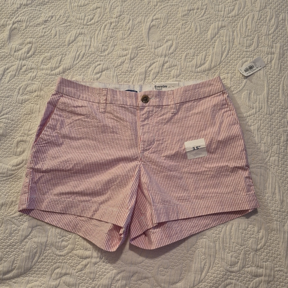 Old Navy women's size 4 Everyday Shorts pink & white stripe NWT